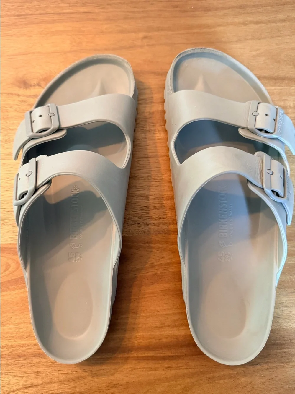 Men’s Birkenstock Sandals in Tan/ Light Brown